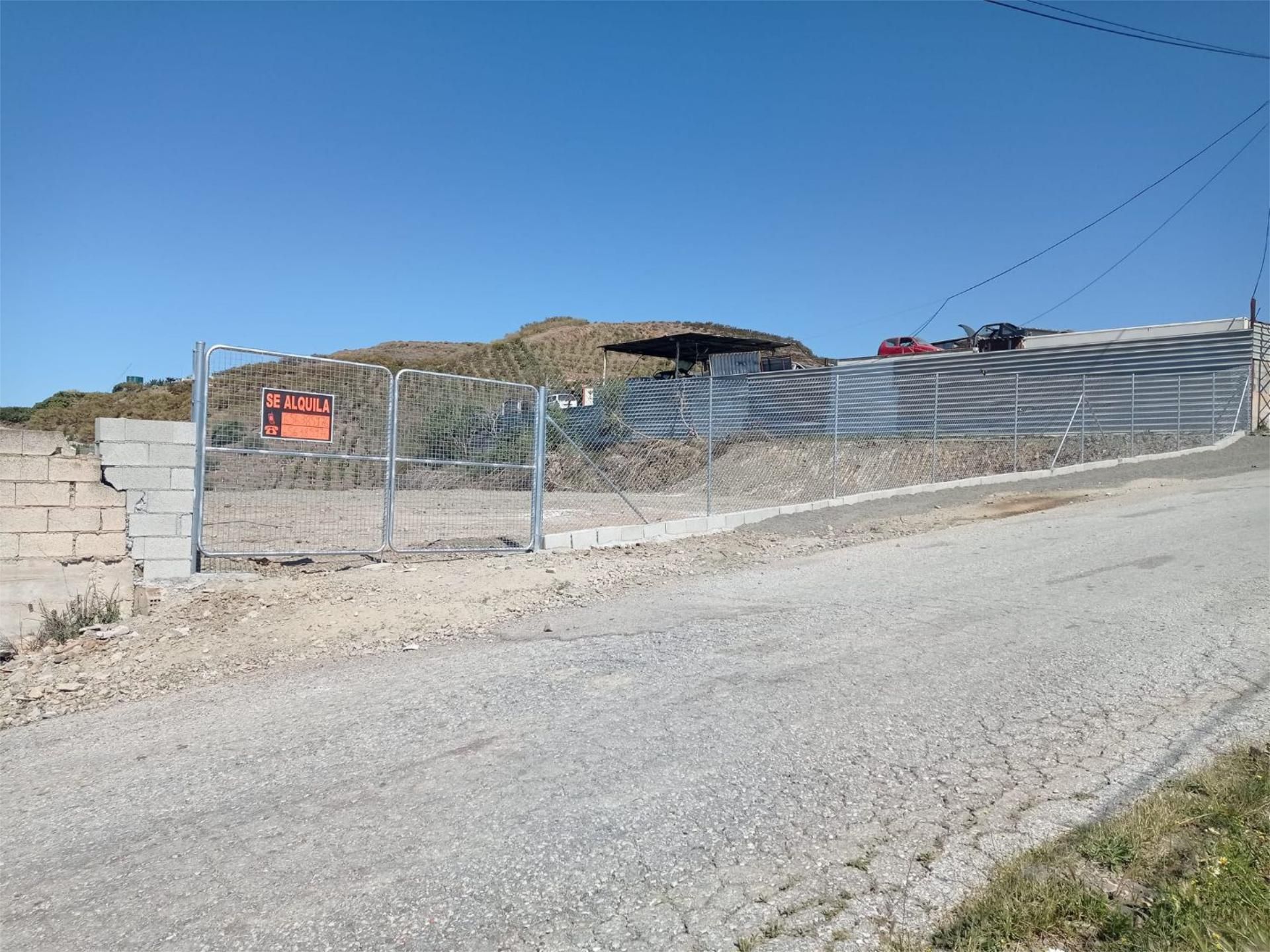 Exterior view of Non-constructible Land to rent in Vélez-Málaga