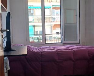 Bedroom of Flat to share in  Madrid Capital  with Heating, Furnished and Balcony