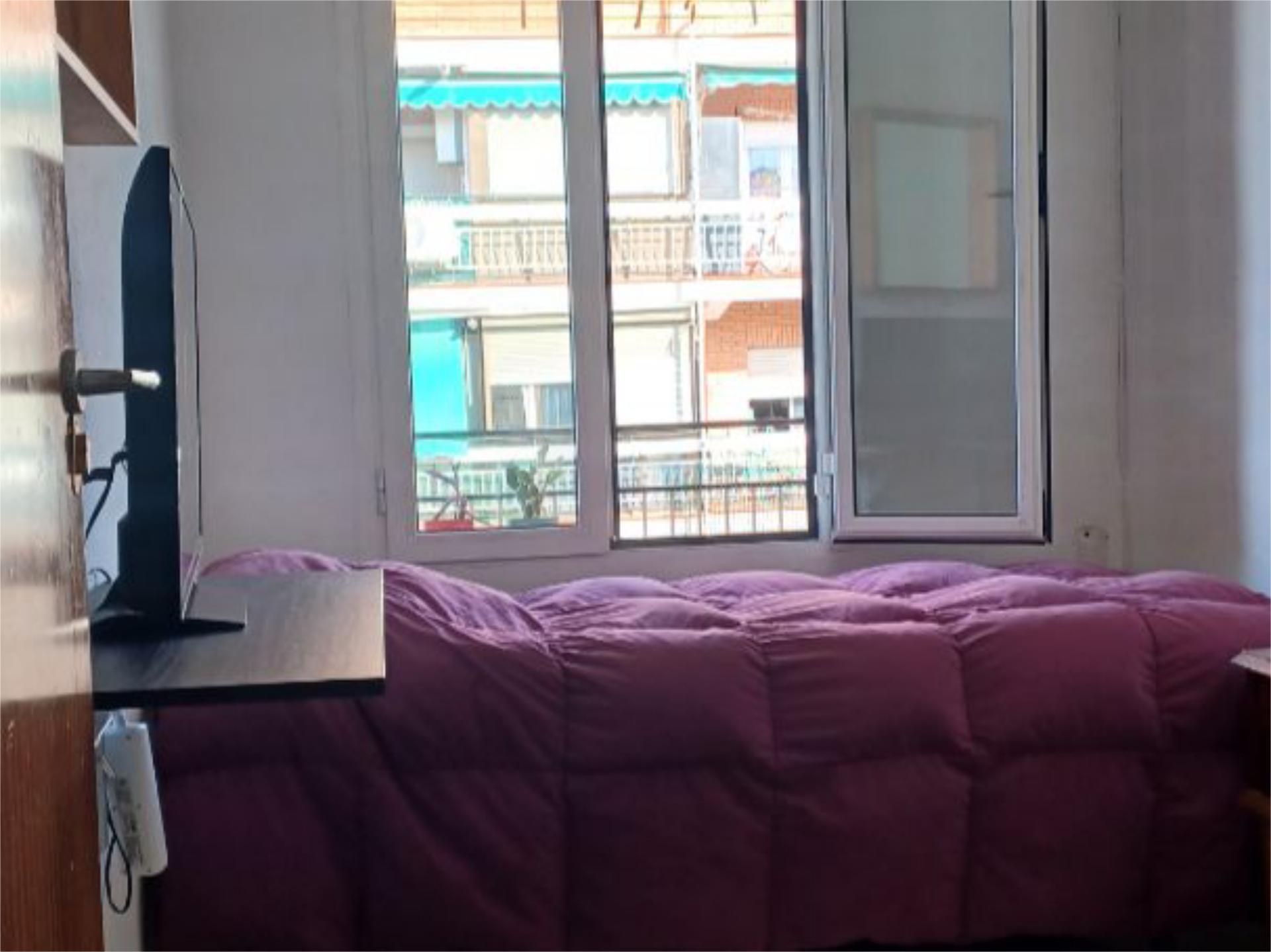 Pis per a compartir a Calle Sierra de Contraviesa, 34, Entrevías