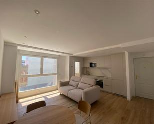 Living room of Flat to rent in  Madrid Capital  with Air Conditioner, Heating and Swimming Pool