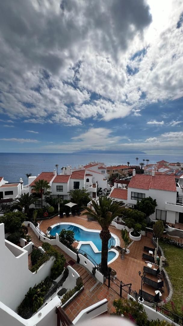 Vista exterior de Apartament de lloguer en Santiago del Teide amb Terrassa, Piscina i Moblat