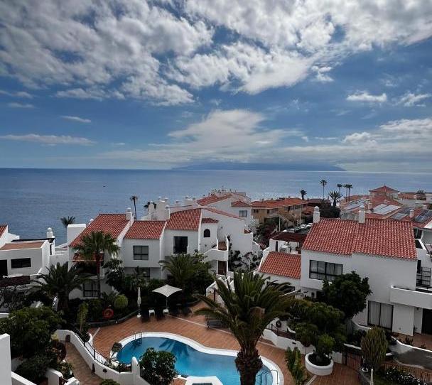 Foto 1 de Apartament de lloguer a Calle la Hondura, 2, Puerto de Santiago, Santa Cruz de Tenerife