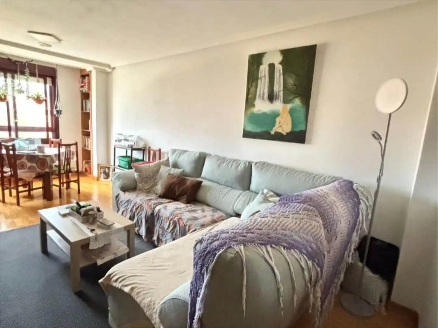 Piso en venta en Plaza las Encartaciones, 6, Medina de Pomar Sala de estar de Piso en venta en Medina de Pomar con Balcón
