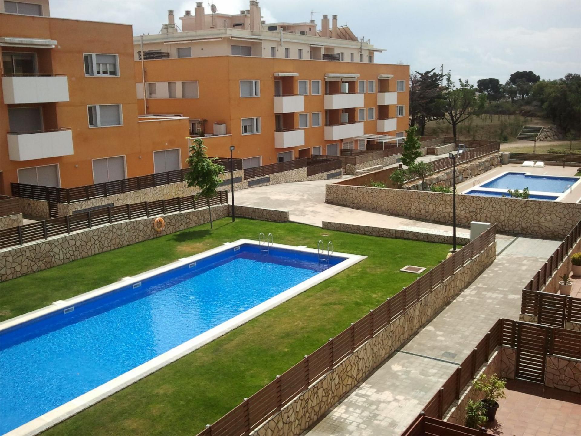 Swimming pool of Flat for sale in Sant Feliu de Guíxols  with Air Conditioner, Terrace and Swimming Pool