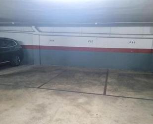 Parkplatz von Garage miete in Alberic