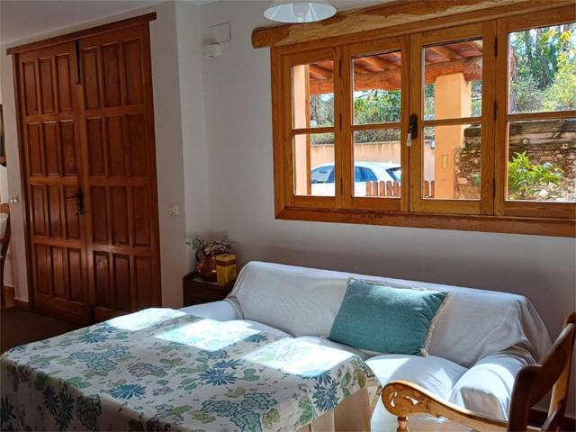 Piso en Venta en HU-8121, 5 en Fuenteheridos