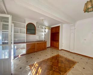 Sala d'estar de Casa adosada en venda en El Puerto de Santa María amb Terrassa, Traster i Balcó