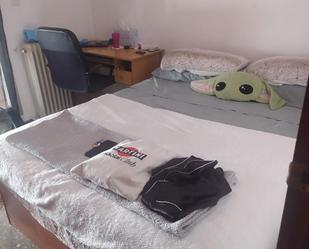 Bedroom of Flat to share in  Valencia Capital  with Heating, Parquet flooring and Terrace