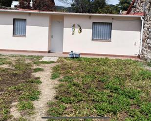 Garten von Einfamilien-Reihenhaus miete in Hoyo de Manzanares mit Heizung und Privatgarten