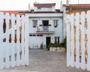 Vista exterior de Casa adosada en venda en Santander amb Calefacció, Jardí privat i Terrassa