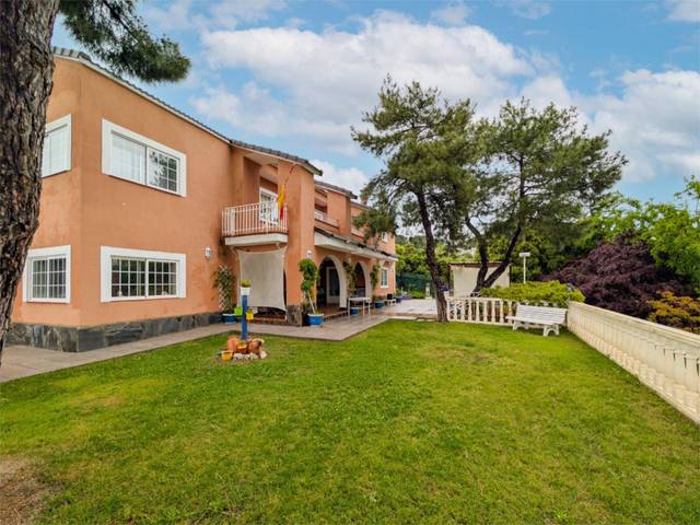 Casa-chalet en Venta en Avenida del Valle, 1 en Batres