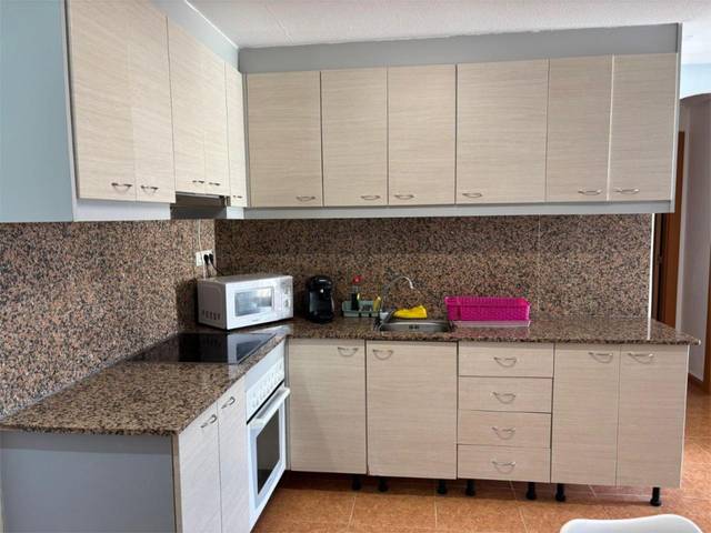 Piso en Alquiler en Avenida de Palacios, 26 en Formentera del Segura