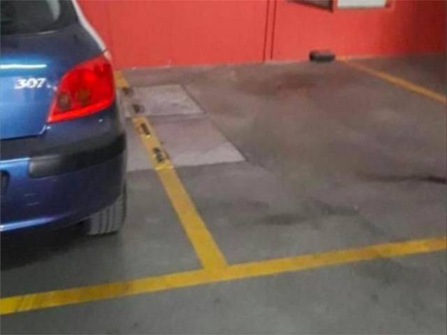 Garaje en Alquiler en Calle Jade, 12 en Colores -  Entreparques