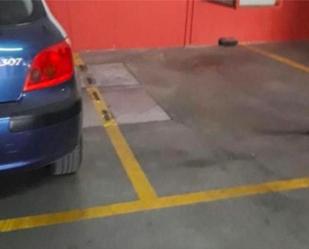 Garatge de lloguer a Calle Jade, 12, Colores - Entreparques Aparcament de Garatge de lloguer en Sevilla Capital