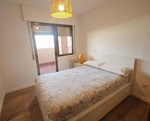 Bedroom of Flat to share in Azuqueca de Henares  with Air Conditioner, Heating and Terrace
