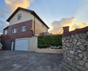 Exterior view of House or chalet for sale in Marina de Cudeyo