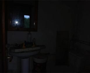 Bathroom of House or chalet for sale in Onís  with Heating, Private garden and Storage room