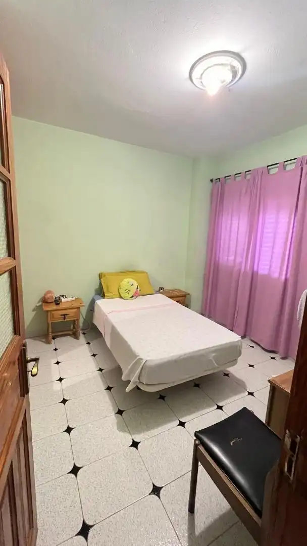 Casa adosada en venda a Avenida de Canarias, 150, Vecindario - El Doctoral - Cruce de Sardina Dormitori de Casa adosada en venda en Santa Lucía de Tirajana