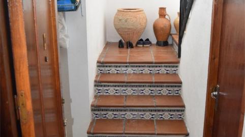 Foto 2 de Casa adosada en venda a Calle Benjamín Palencia, 39, Lezuza, Albacete