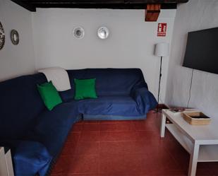 Sala d'estar de Casa o xalet de lloguer en Aller amb Calefacció, Jardí privat i Parquet