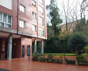 Vista exterior de Garatge de lloguer en Oviedo 