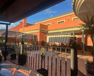 Terrace of House or chalet for sale in Algeciras  with Air Conditioner, Heating and Private garden