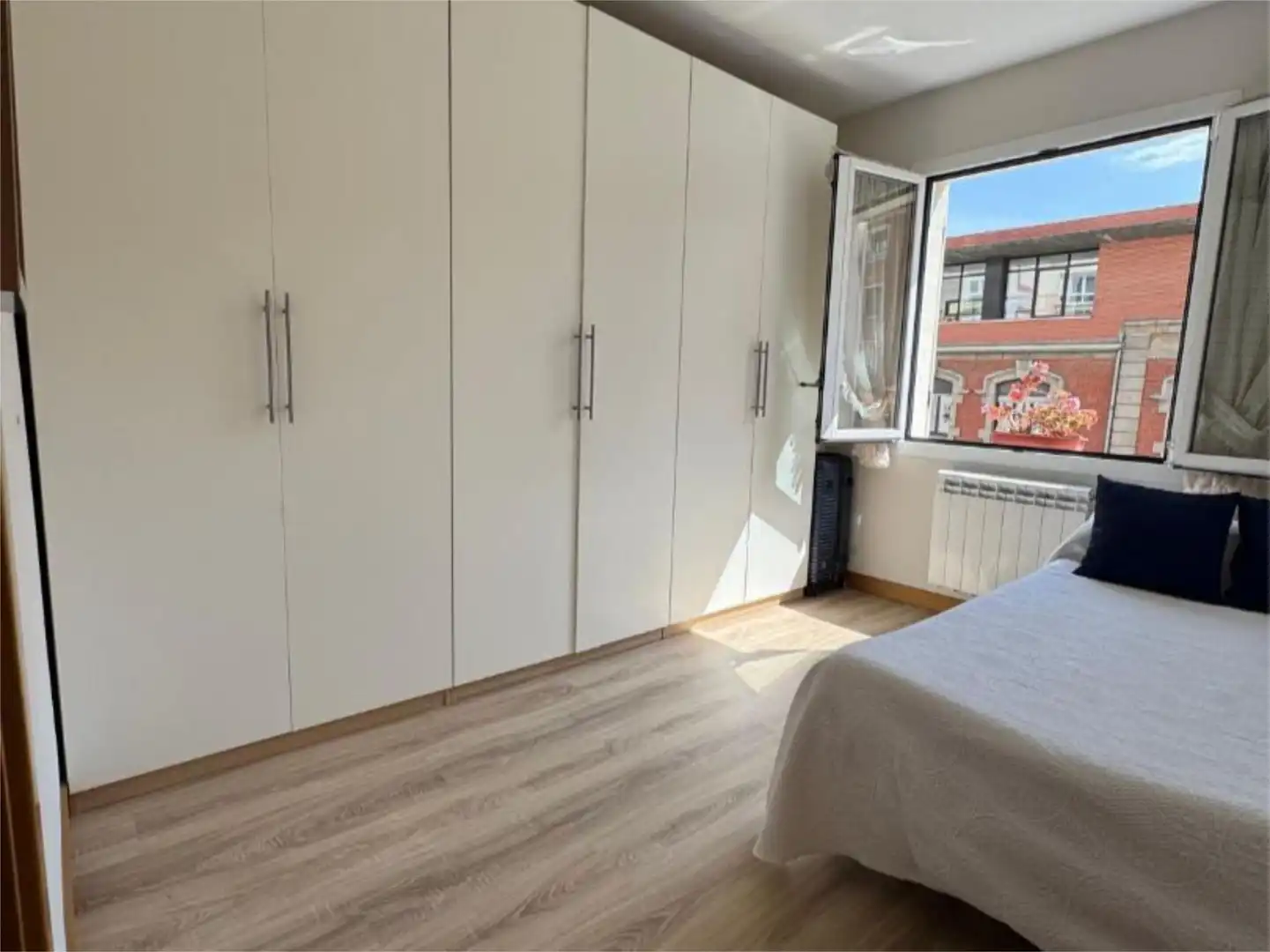 Flat for sale in Ramiro de Maeztu Kalea, 17, Lovaina Bedroom of Flat for sale in Vitoria - Gasteiz