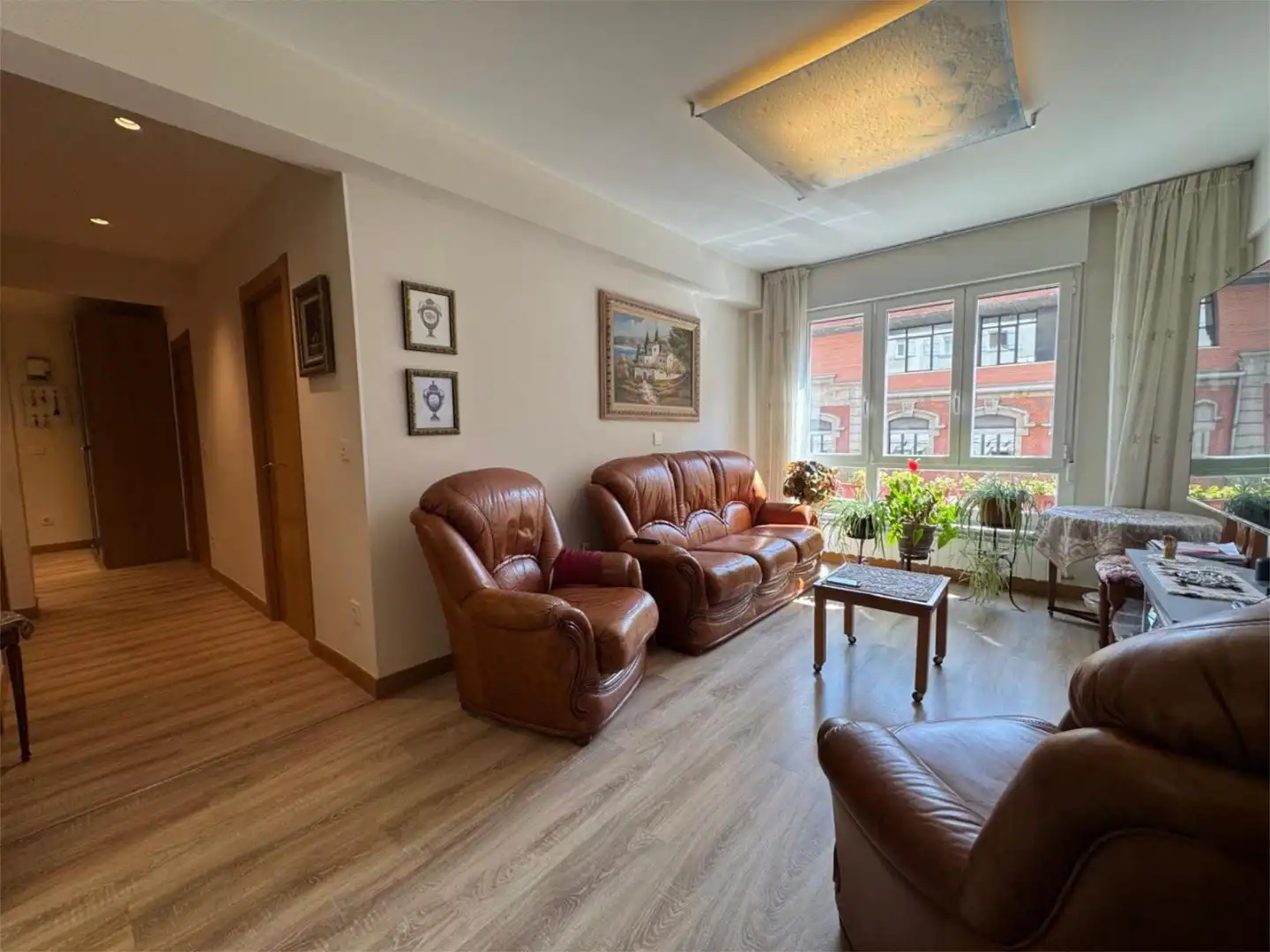 Flat for sale in Ramiro de Maeztu Kalea, 17, Lovaina Living room of Flat for sale in Vitoria - Gasteiz