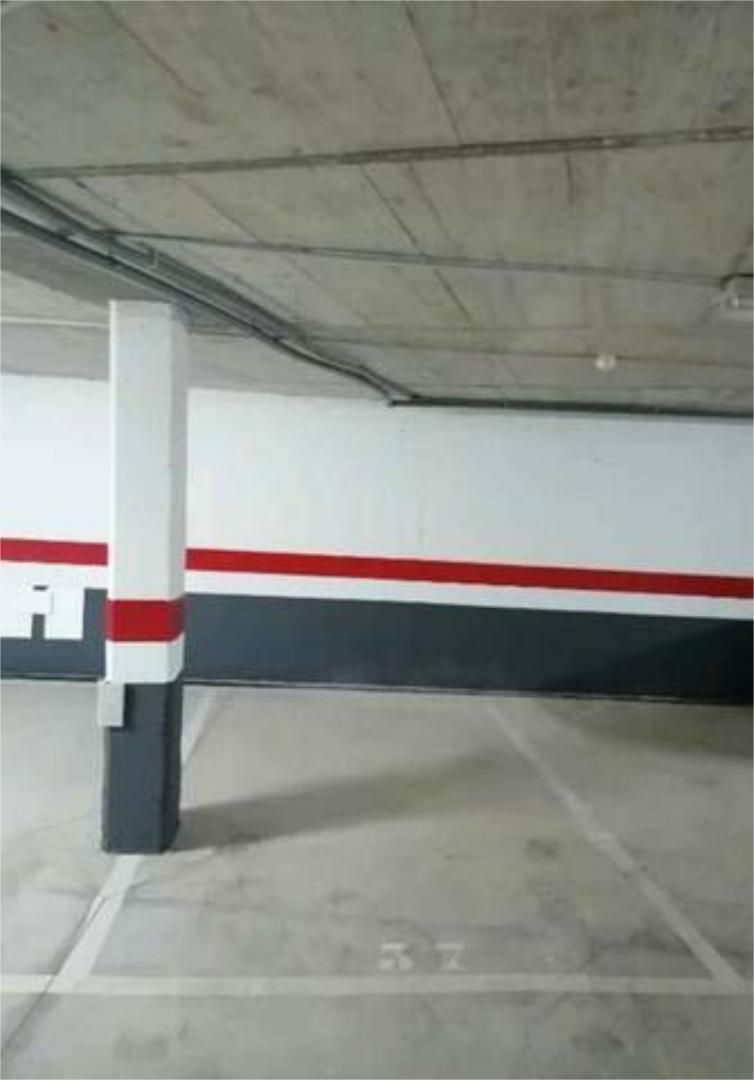 Parking of Garage to rent in Estepona