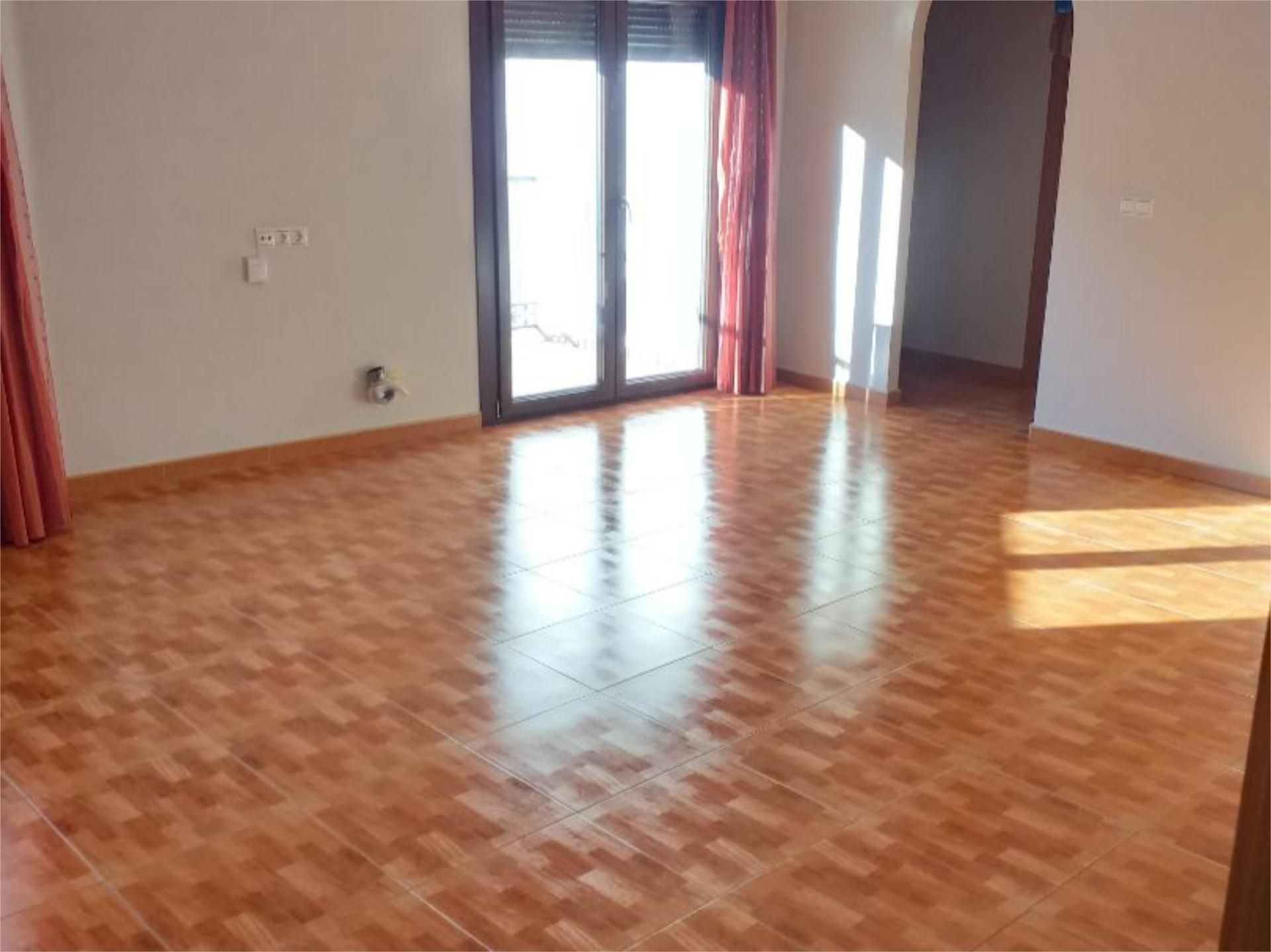 Sala d'estar de Pis en venda en Cambil amb Traster, Aparcament comunitari i Balcó