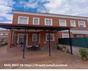Jardí de Casa o xalet en venda en Barcience amb Aire condicionat, Calefacció i Jardí privat