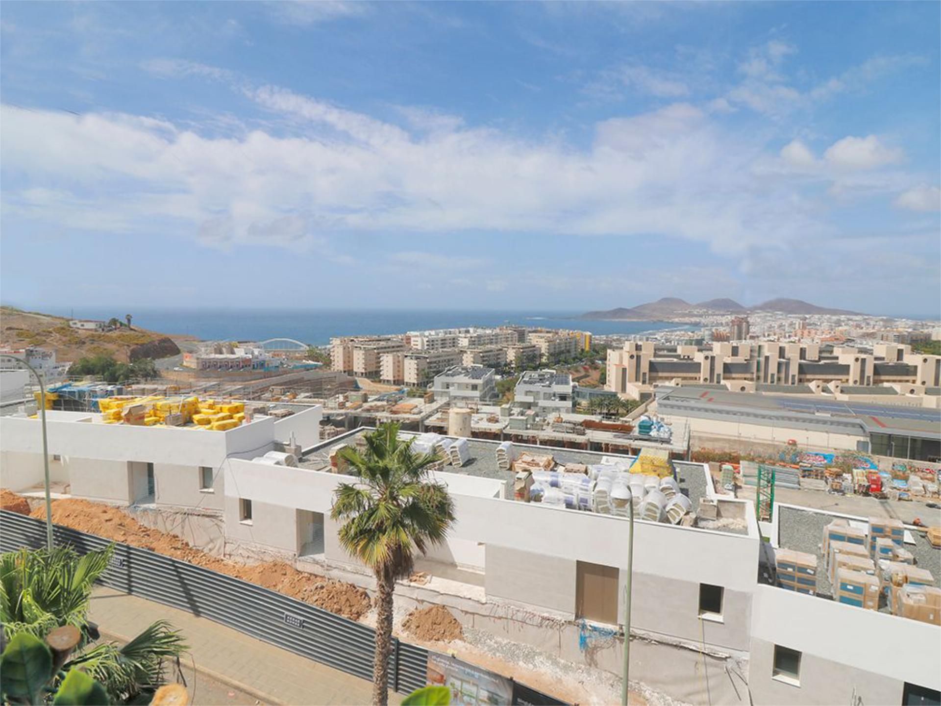 Vista exterior de Dúplex en venda en Las Palmas de Gran Canaria amb Terrassa i Aparcament comunitari