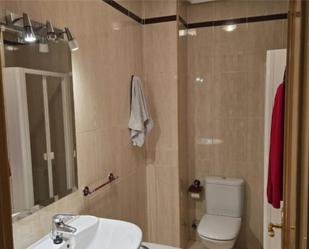 Bathroom of Flat for sale in Ciudad Real Capital  with Air Conditioner, Heating and Parquet flooring