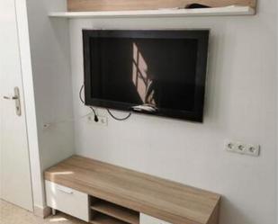 Sala d'estar de Apartament de lloguer en Alcalá de Guadaira amb Calefacció i Moblat