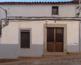 Planta baja for sale in Calle Baños, 10, Monterrubio de la Serena Exterior view of Planta baja for sale in Monterrubio de la Serena with Storage room and Furnished