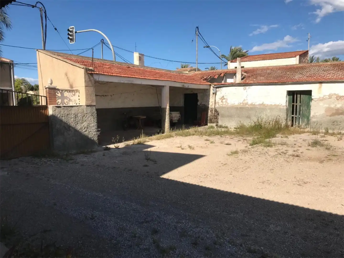Vista exterior de Casa adosada en venta en Crevillent con Terraza, Trastero y Amueblado