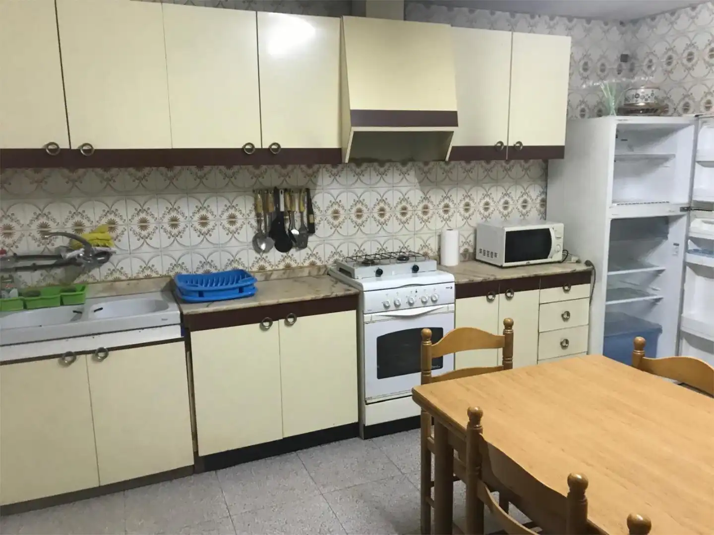 Cocina de Casa adosada en venta en Crevillent con Terraza, Trastero y Amueblado