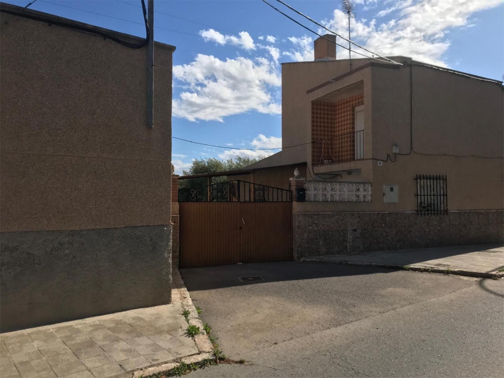 Exterior view of Single-family semi-detached for sale in Crevillent  with Terrace and Balcony