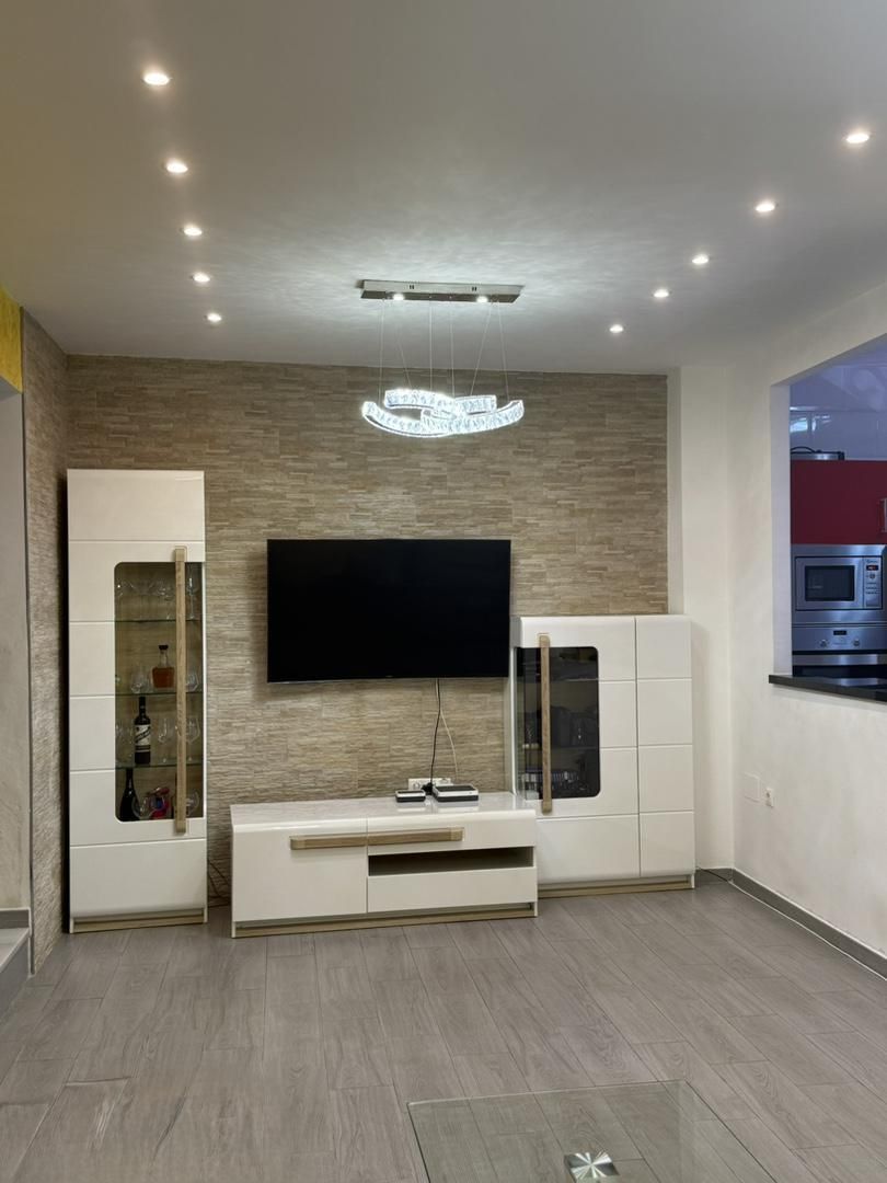 Single-family semi-detached for sale in Avenida la Caña, 24, Bajadilla - Fuente Nueva Living room of Single-family semi-detached for sale in Algeciras with Air Conditioner