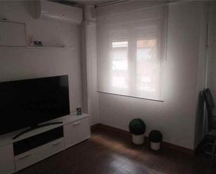 Living room of Flat to rent in  Zaragoza Capital  with Heating and Furnished