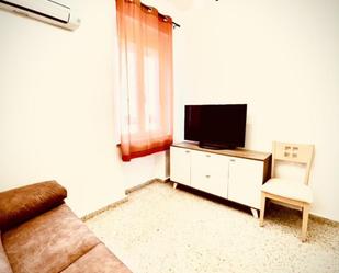 Sala d'estar de Apartament de lloguer en Ciudad Real Capital amb Aire condicionat, Calefacció i Moblat