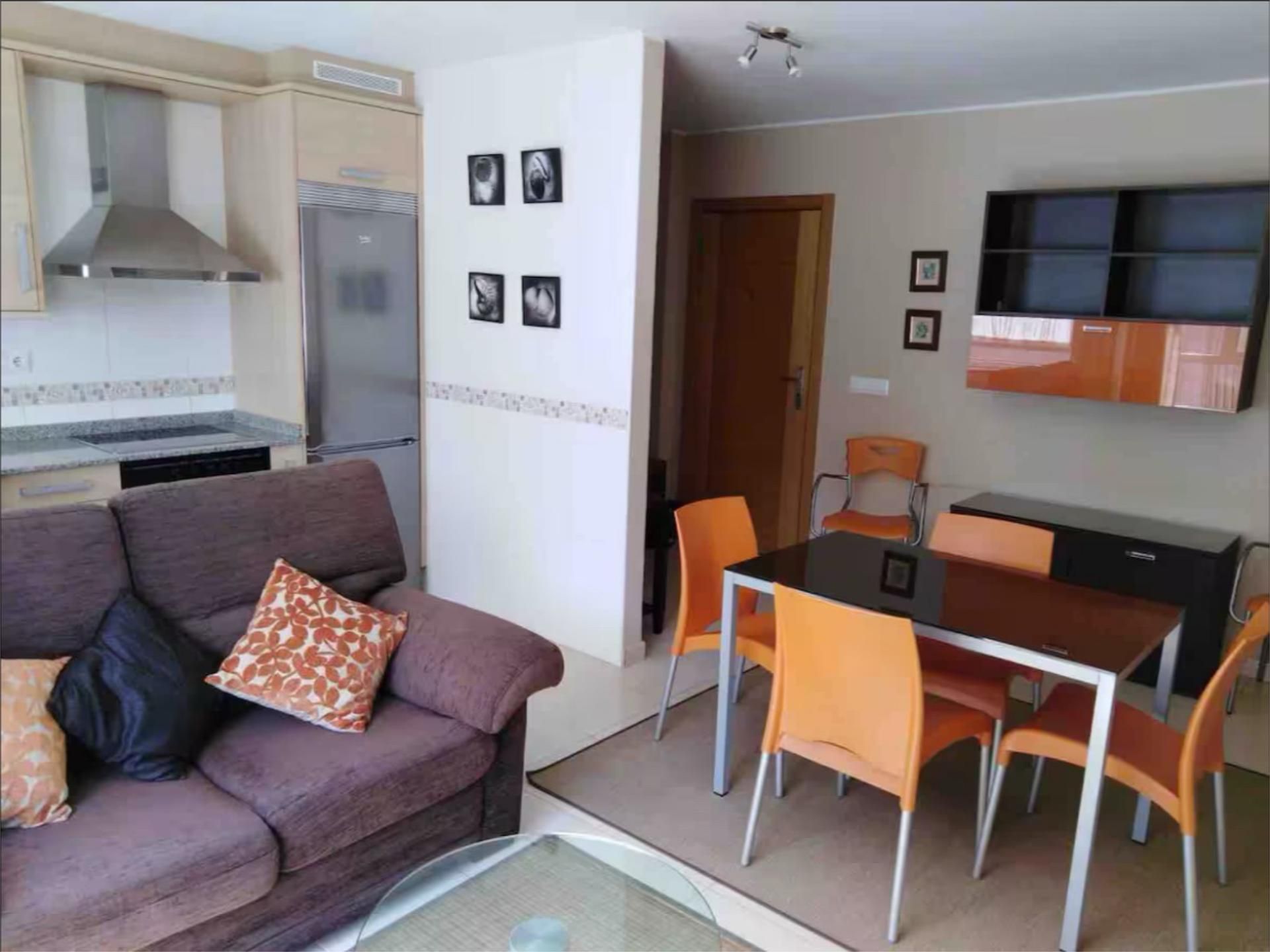 Living room of Flat to rent in Betanzos  with Heating, Parquet flooring and Storage room