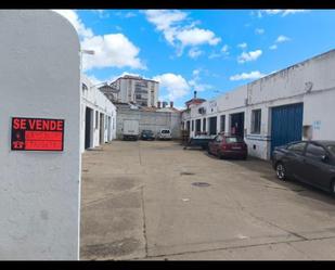 Vista exterior de Nau industrial en venda en Ayamonte