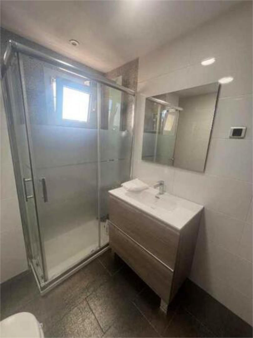 Bathroom of Flat to rent in Vélez-Málaga