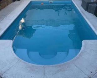 Piscina de Casa adosada per a compartir en Mejorada del Campo amb Jardí privat, Terrassa i Traster