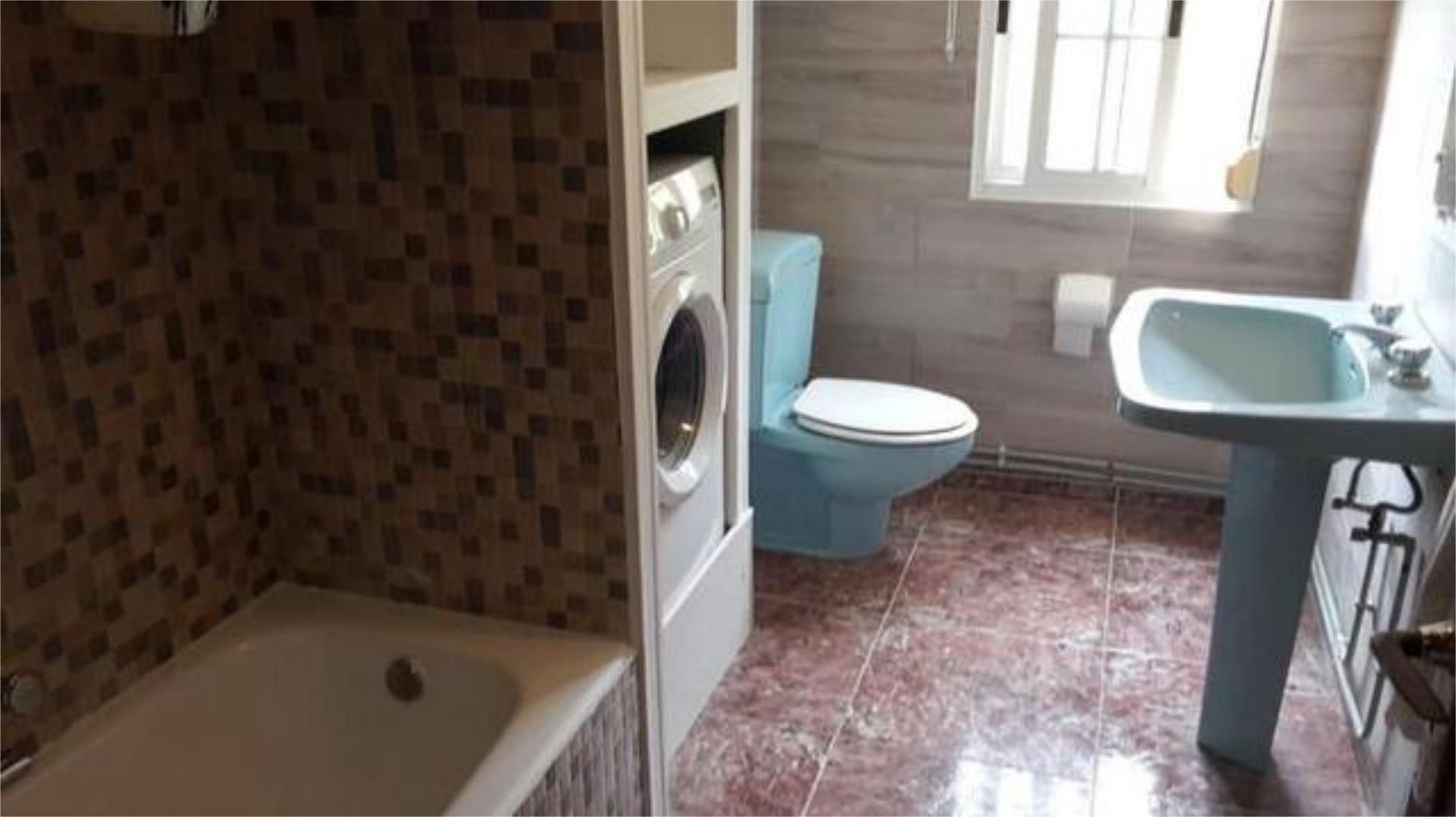 Bathroom of House or chalet for sale in Dodro