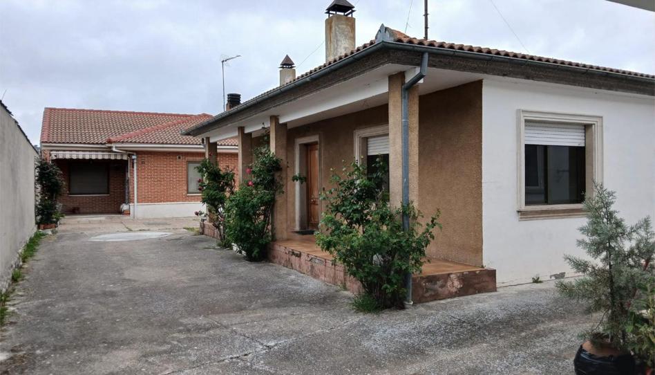 House or chalet for sale in Calle Rama, 5, Megeces, Valladolid - image 1 Photo 1 of House or chalet for sale in Calle Rama, 5, Megeces, Valladolid