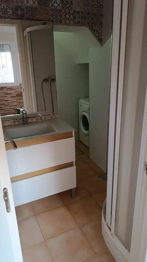 Habitació a Calle San Juan Bosco, 104, Mangas Verdes - Las Flores - Parque del Sur