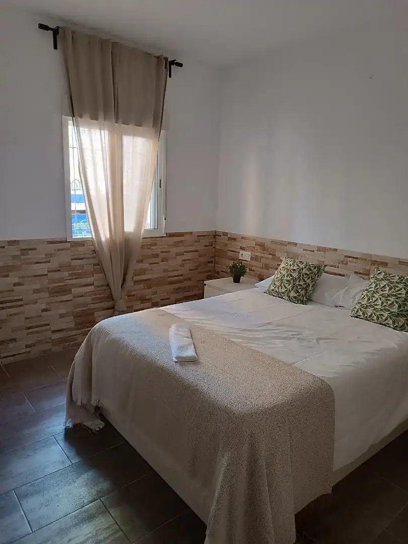 Habitació a Calle San Juan Bosco, 104, Mangas Verdes - Las Flores - Parque del Sur