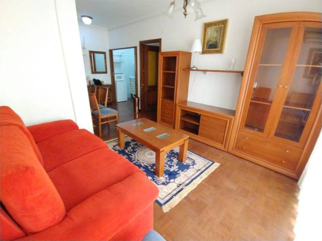 Piso en Alquiler en Calle de la Estrella, 3 en Universidad - Malasaña